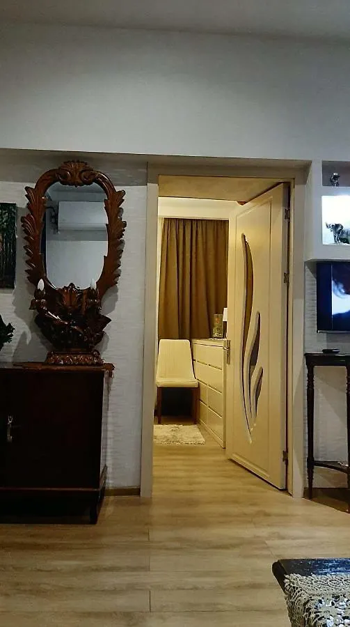 Апартаменты Newly Renovated House Тбилиси